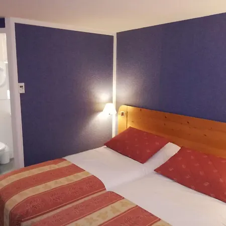 Brit Vallee Du Lot Hotel