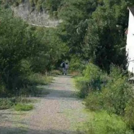 Brit Vallee Du Lot Szálloda 3*