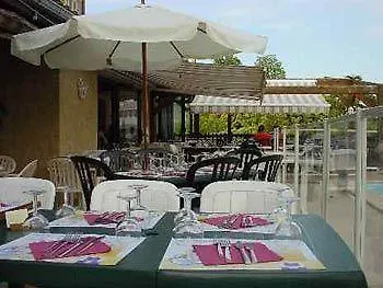 Brit Vallee Du Lot Hotel Fumel