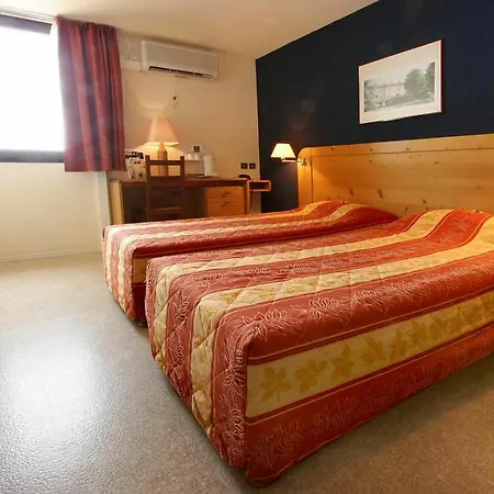Brit Vallee Du Lot Hotel