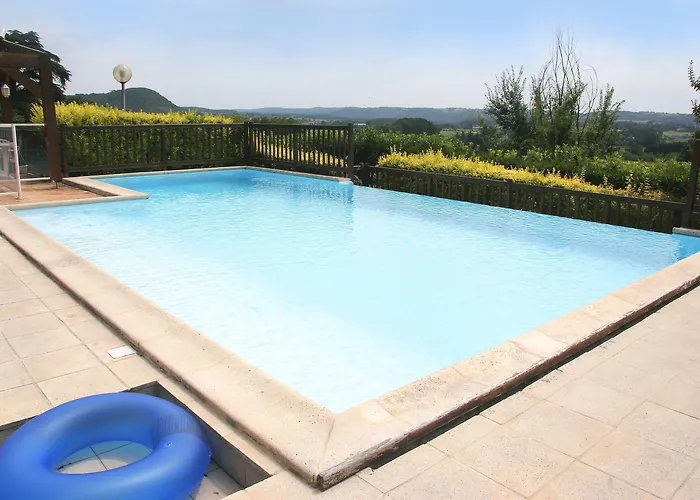 Brit Vallee Du Lot Hotel