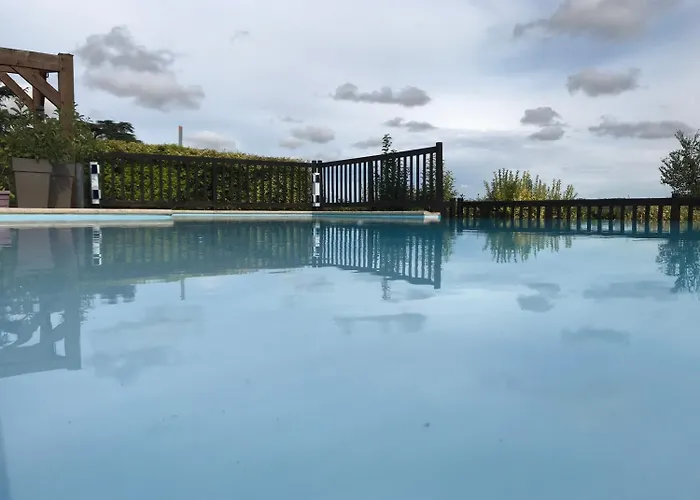 Brit Vallee Du Lot Hotel 3*