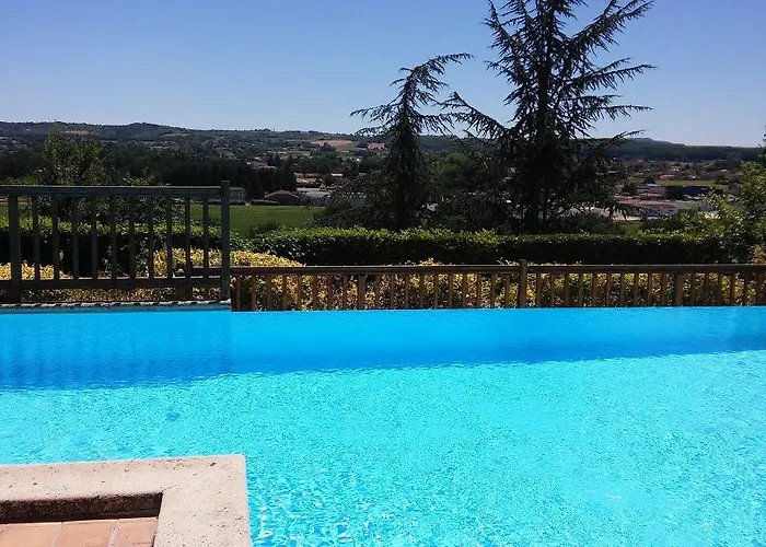 Hotel Brit Vallee Du Lot